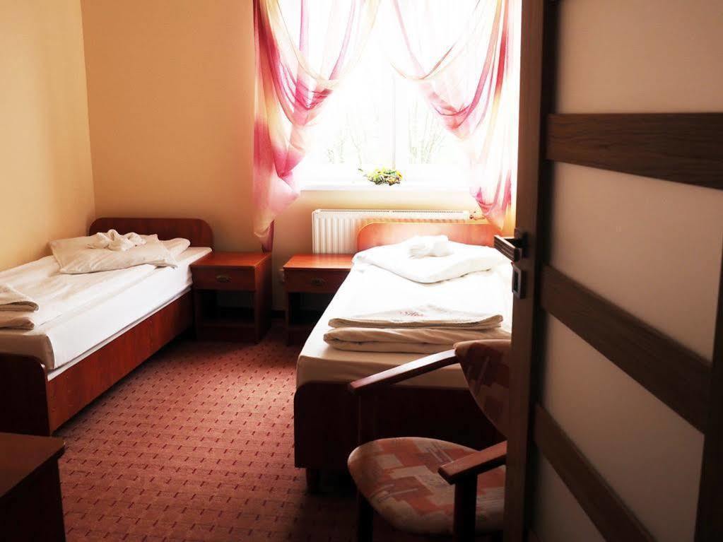 Hotel Jan Zgorzelec Buitenkant foto